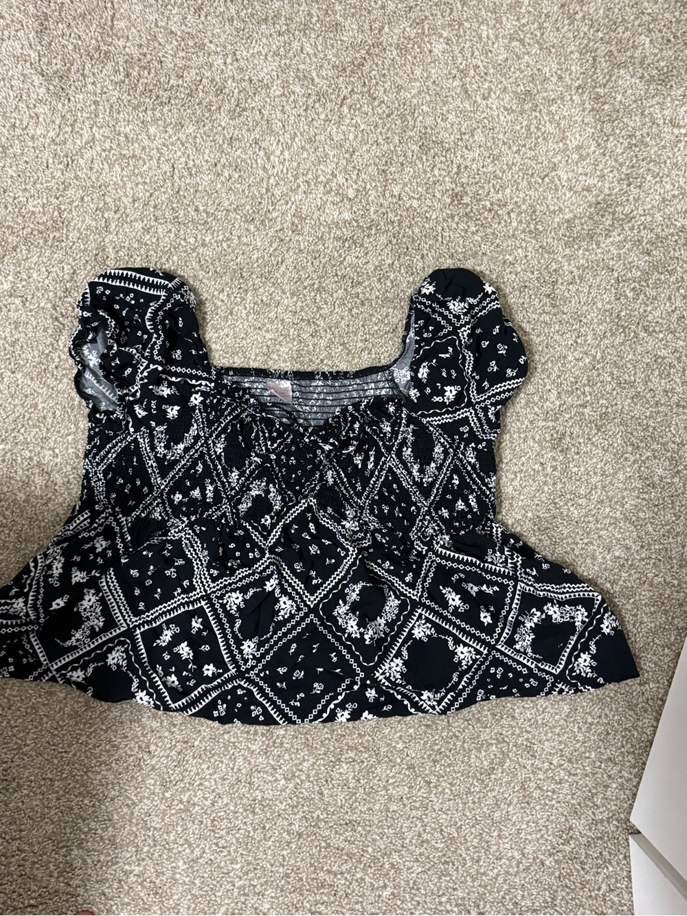 No Boundaries Black Bandana-Print Off Shoulder Top